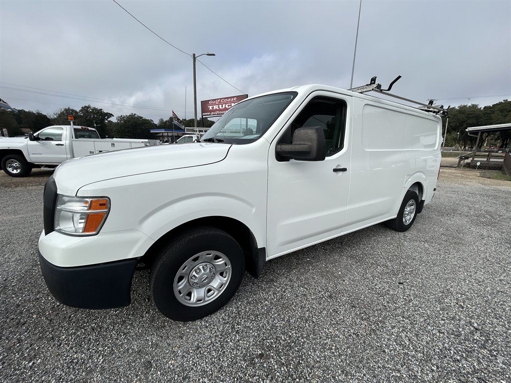 2019 Nissan NV Cargo SV's photo