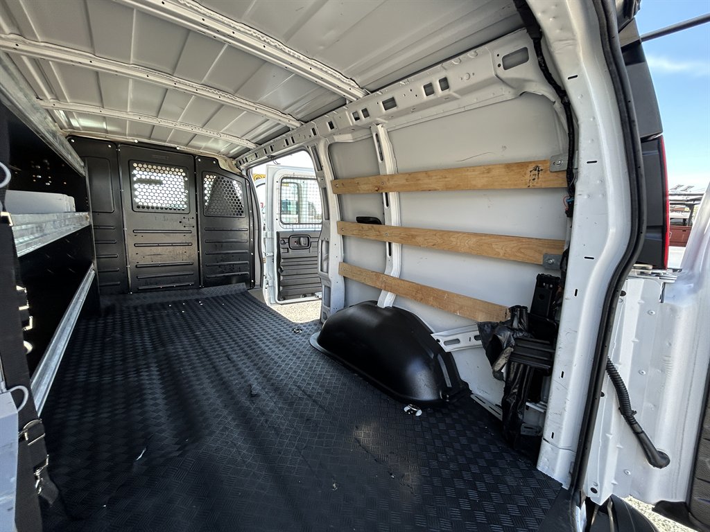 2020 GMC Savana Cargo Work Van - Photo 12