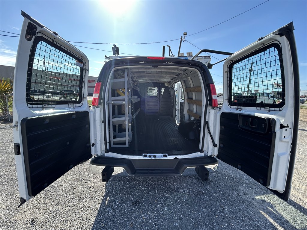 2020 GMC Savana Cargo Work Van - Photo 13