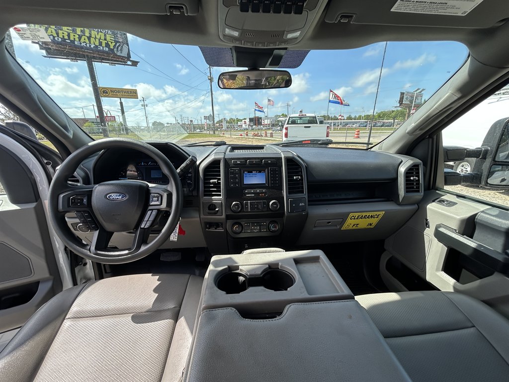 2022 Ford F-350 Super Duty XL - Photo 12