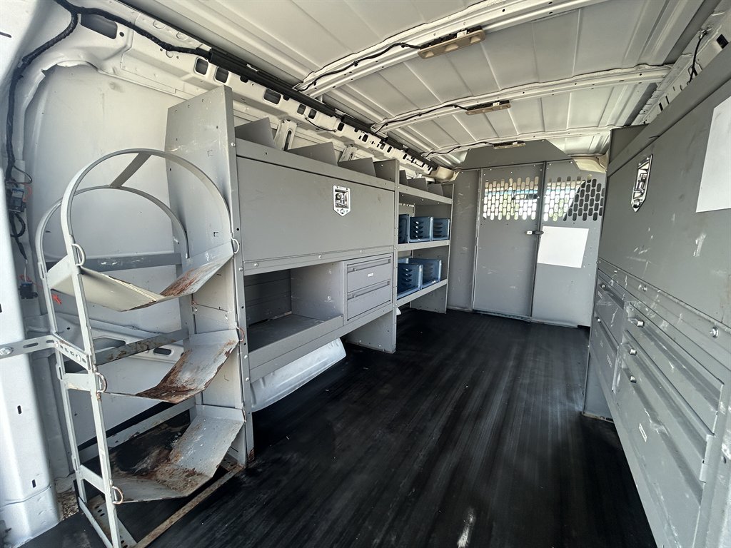 2017 Chevrolet Express Cargo Work Van - Photo 17