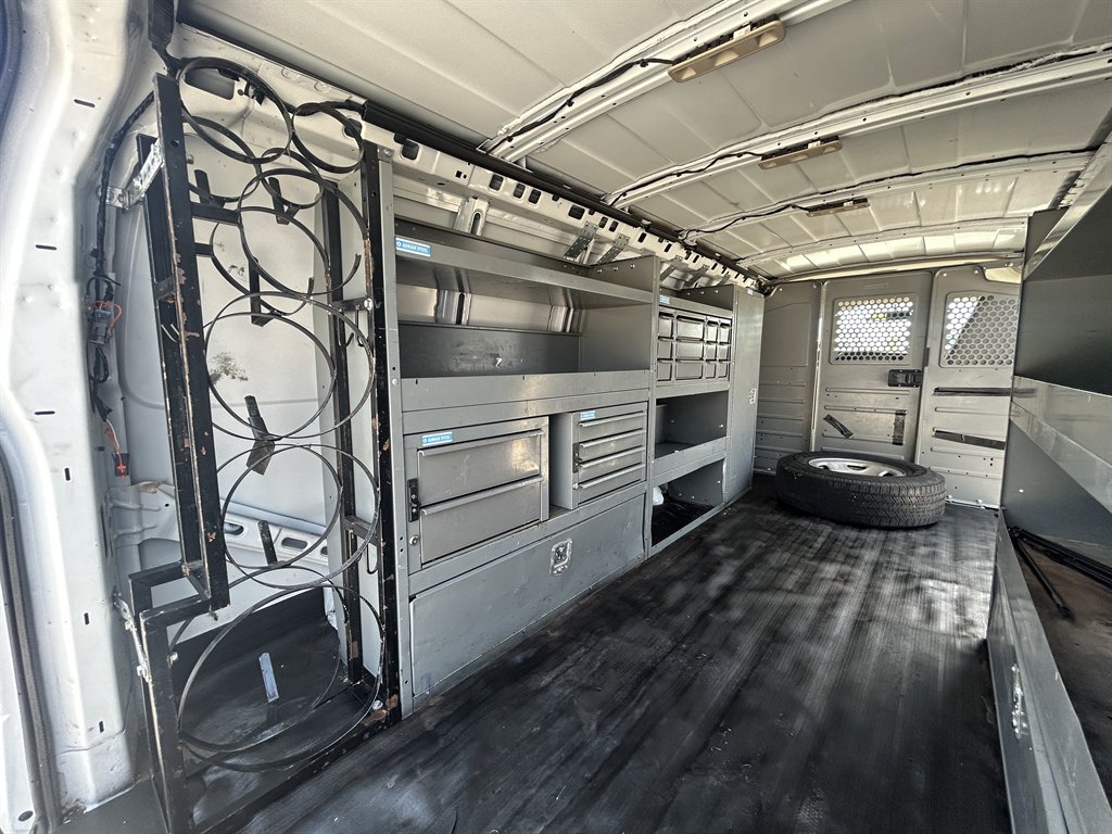2017 Chevrolet Express Cargo Work Van - Photo 20